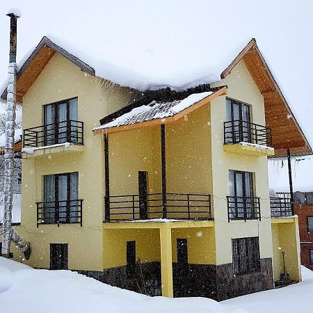 Gudauri Guest House Lane ภายนอก รูปภาพ