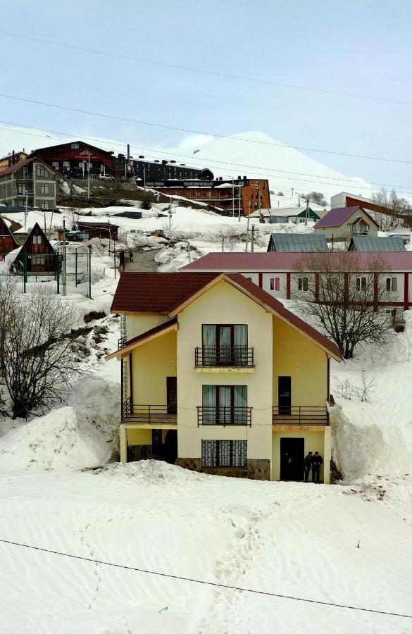 Gudauri Guest House Lane ภายนอก รูปภาพ